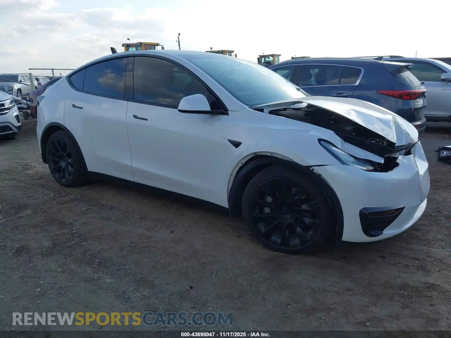 1 Photograph of a damaged car 7SAYGAEE8NF313575 TESLA MODEL Y 2022