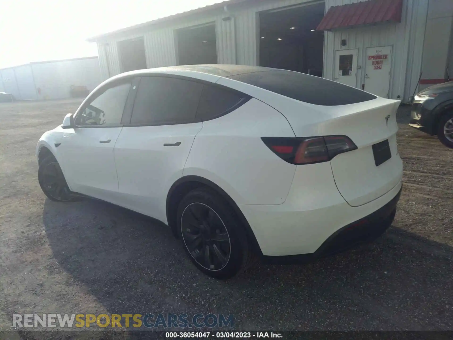 3 Photograph of a damaged car 7SAYGAEE8NF363991 TESLA MODEL Y 2022