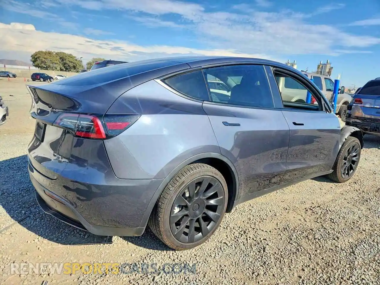 3 Фотография поврежденного автомобиля 7SAYGAEE8NF420335 TESLA MODEL Y 2022