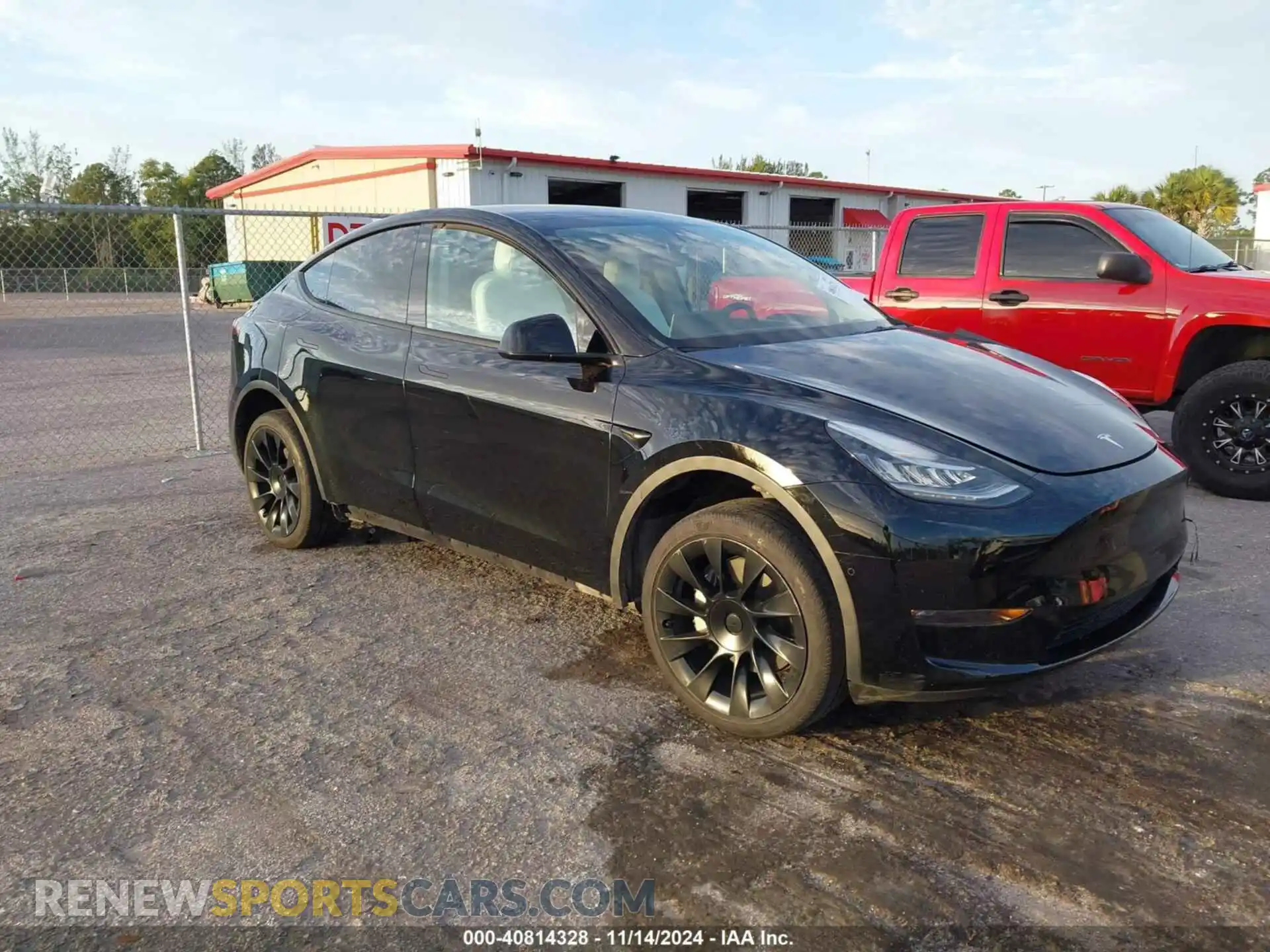 1 Photograph of a damaged car 7SAYGAEE8NF428841 TESLA MODEL Y 2022