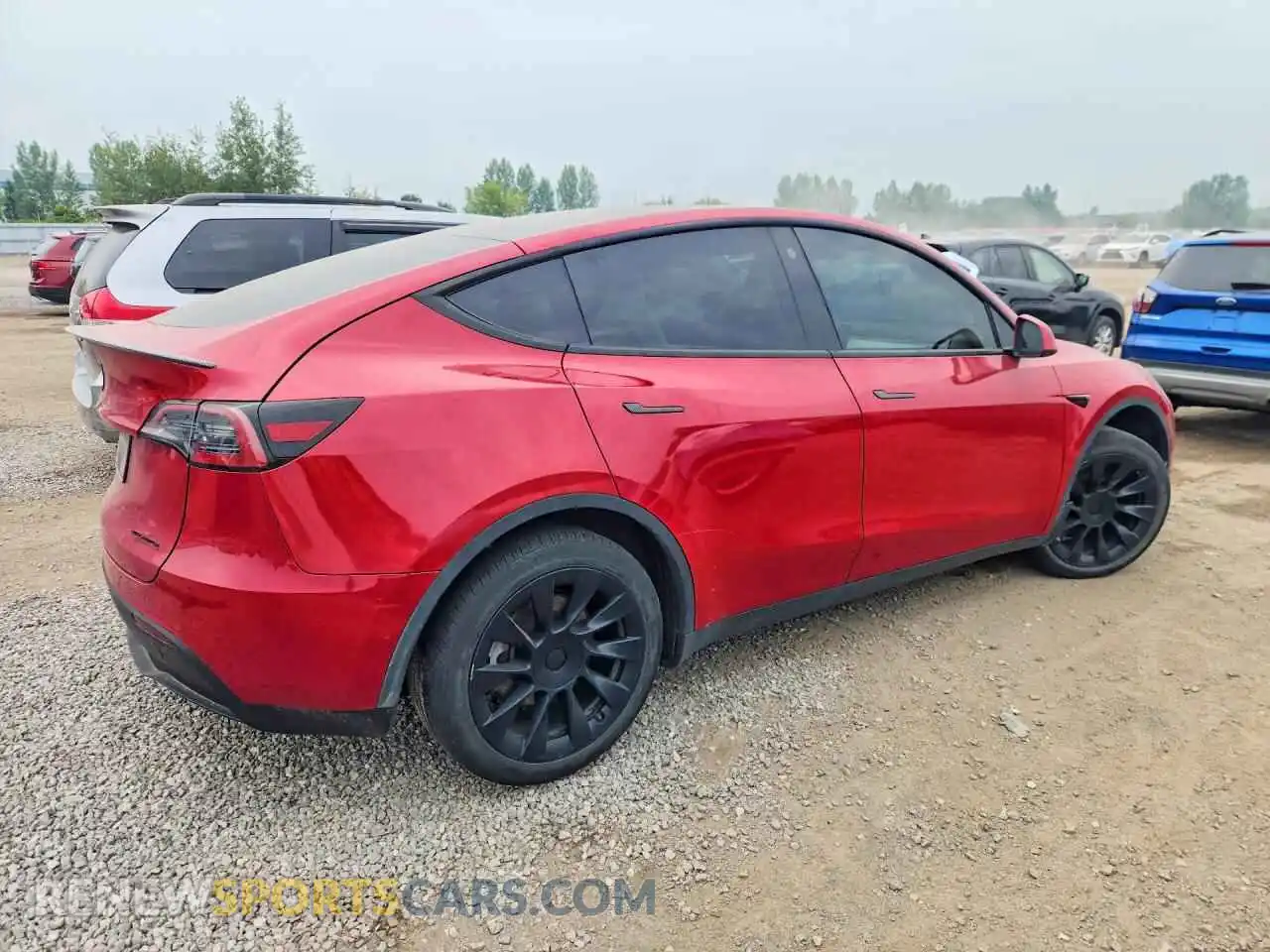 3 Photograph of a damaged car 7SAYGAEE8NF485492 TESLA MODEL Y 2022