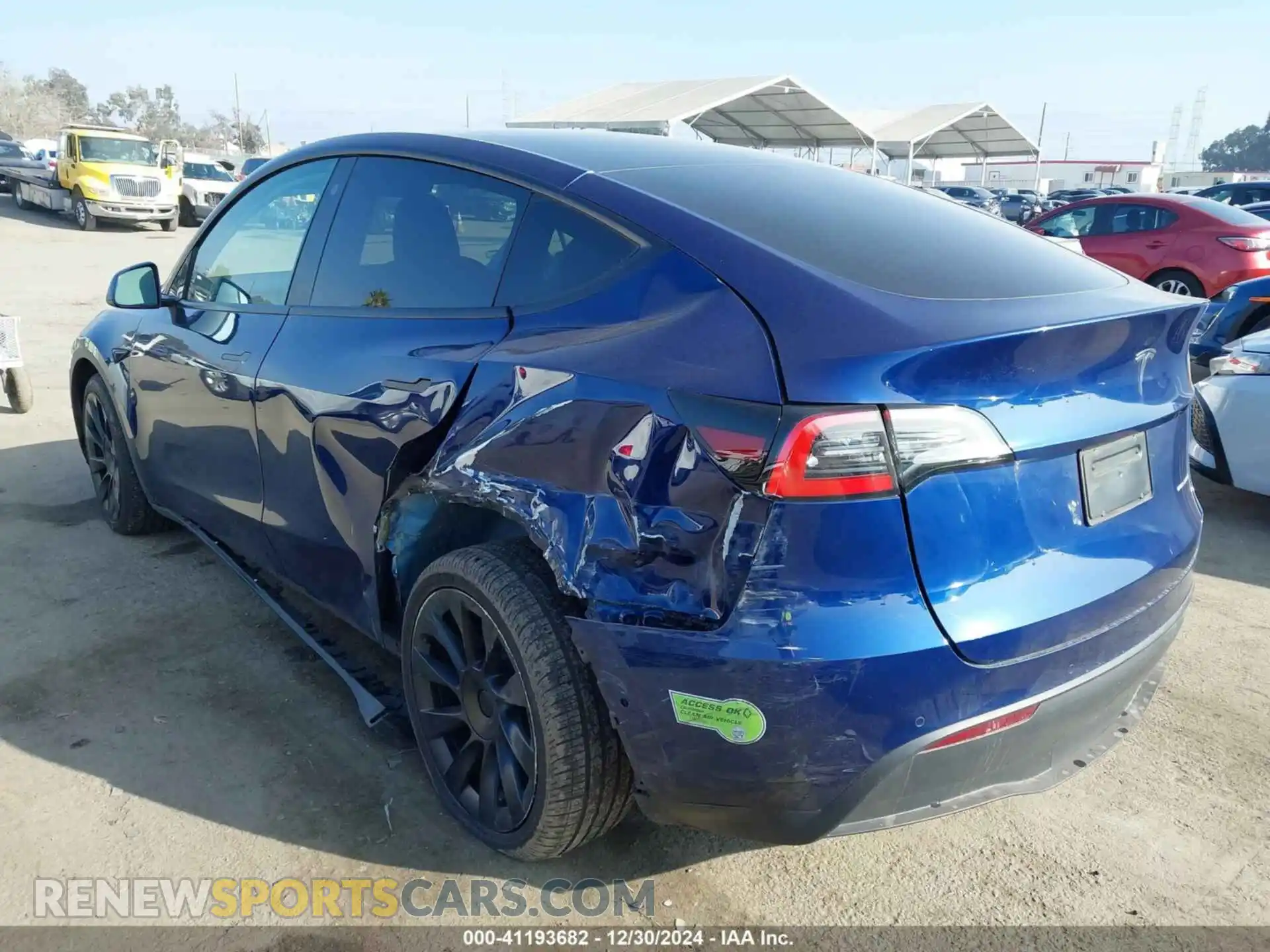 3 Photograph of a damaged car 7SAYGAEE8NF547022 TESLA MODEL Y 2022