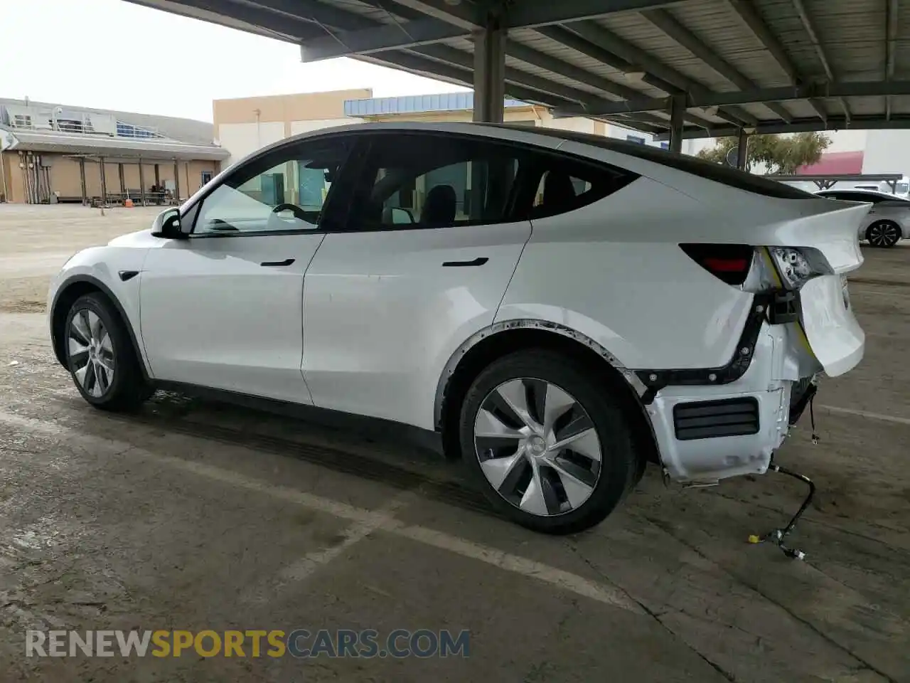 2 fotografías del automóvil dañado 7SAYGAEE9NF493262 TESLA MODEL Y 2022
