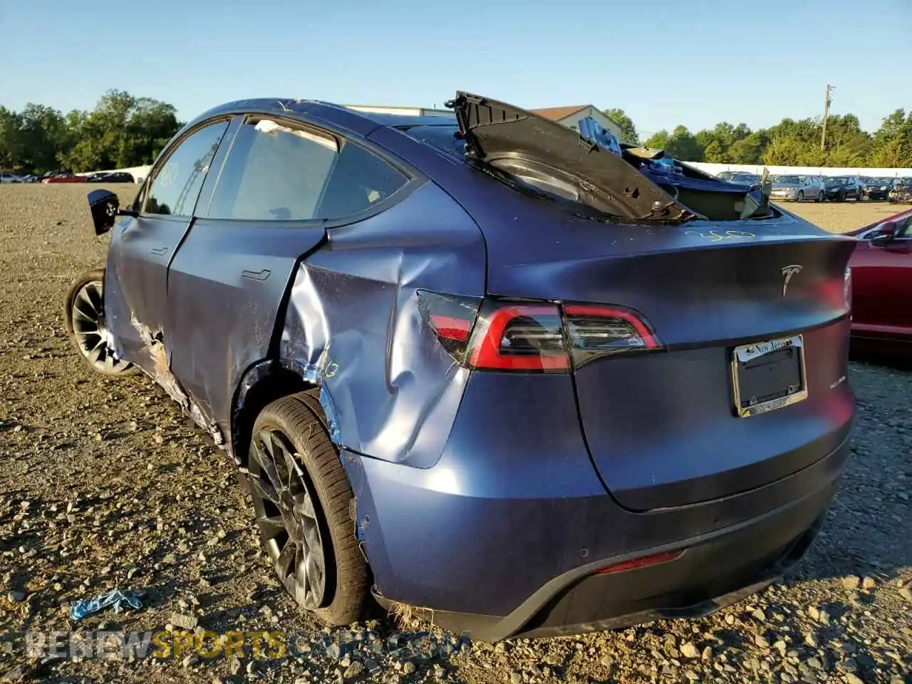 3 Photograph of a damaged car 7SAYGAEE9NF514949 TESLA MODEL Y 2022