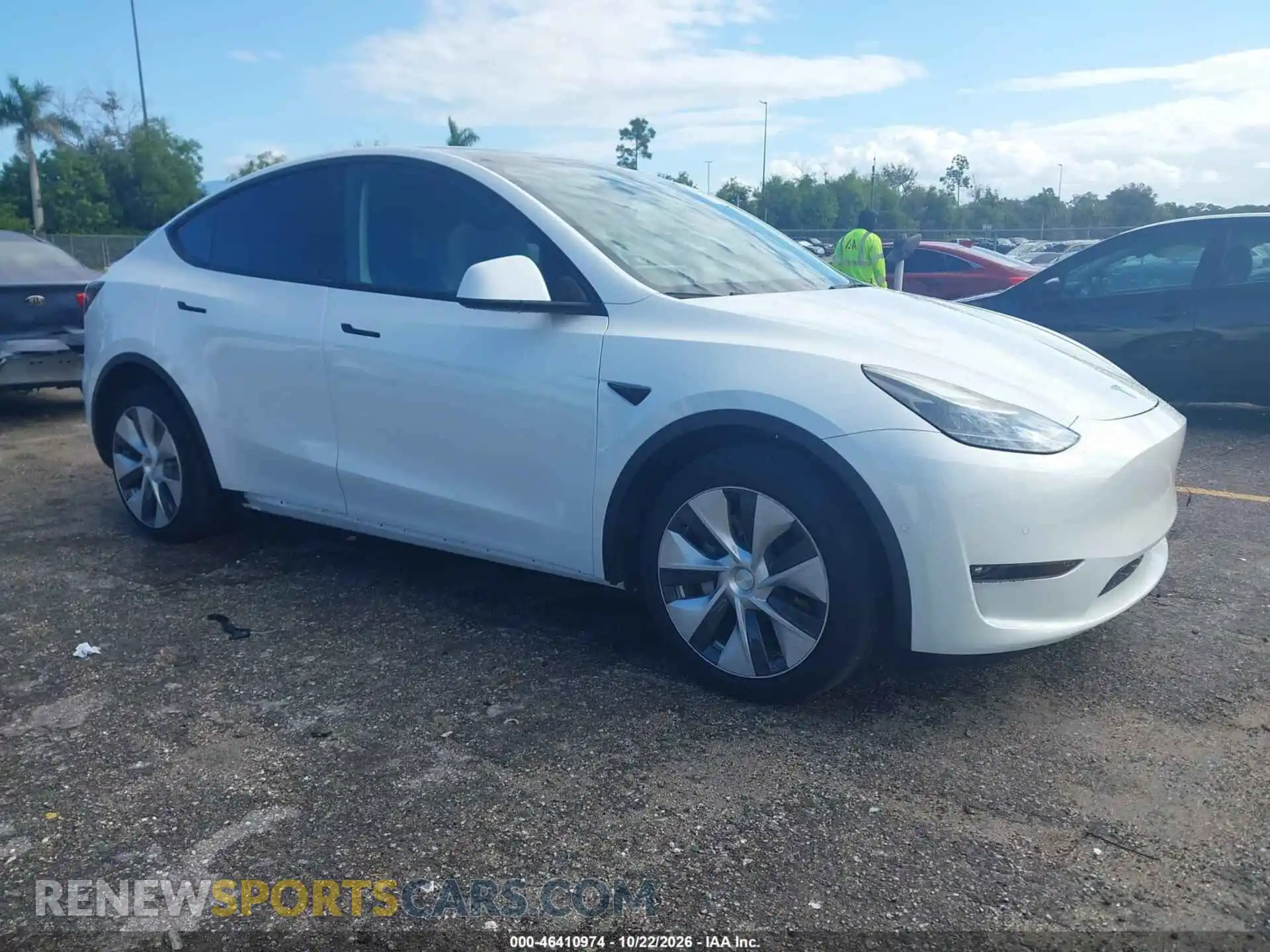 1 Photograph of a damaged car 7SAYGAEEXNF533364 TESLA MODEL Y 2022