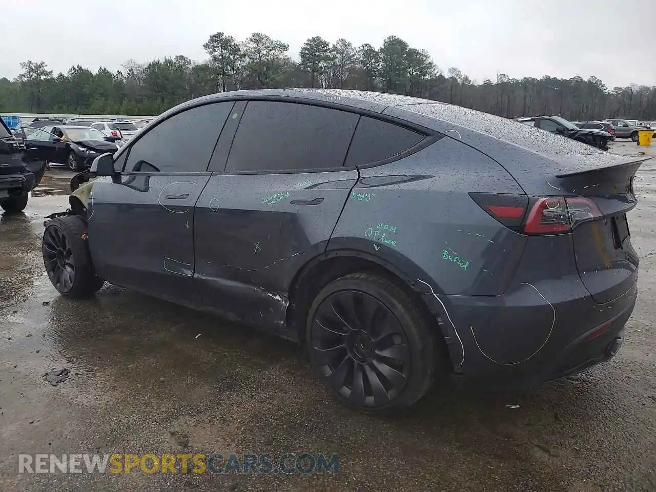 2 Photograph of a damaged car 7SAYGDEE0NA005735 TESLA MODEL Y 2022
