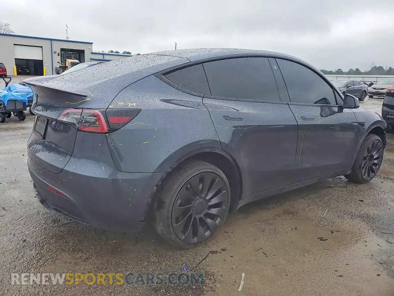 3 Photograph of a damaged car 7SAYGDEE0NA005735 TESLA MODEL Y 2022