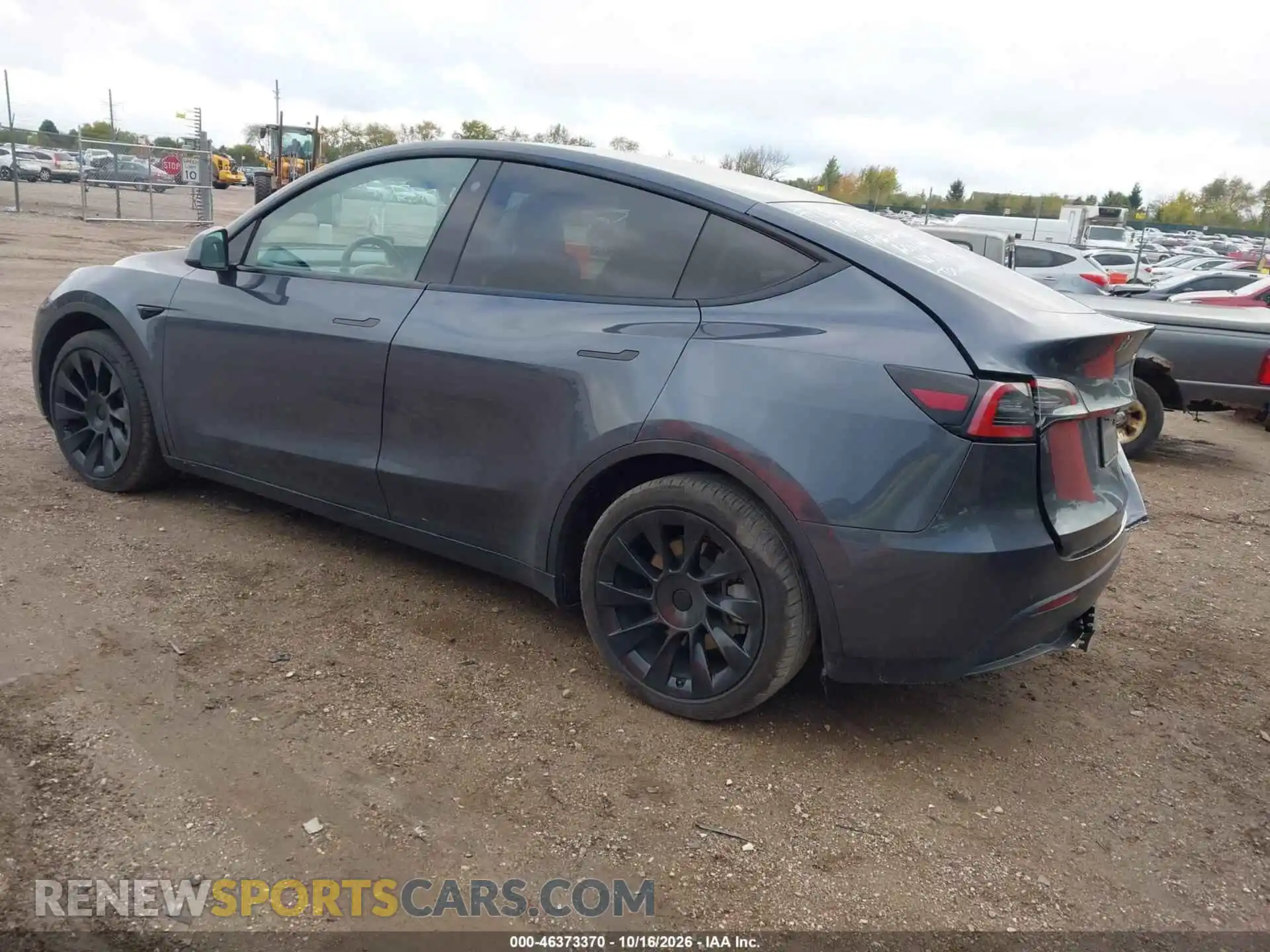3 fotografías del automóvil dañado 7SAYGDEE0NA009171 TESLA MODEL Y 2022
