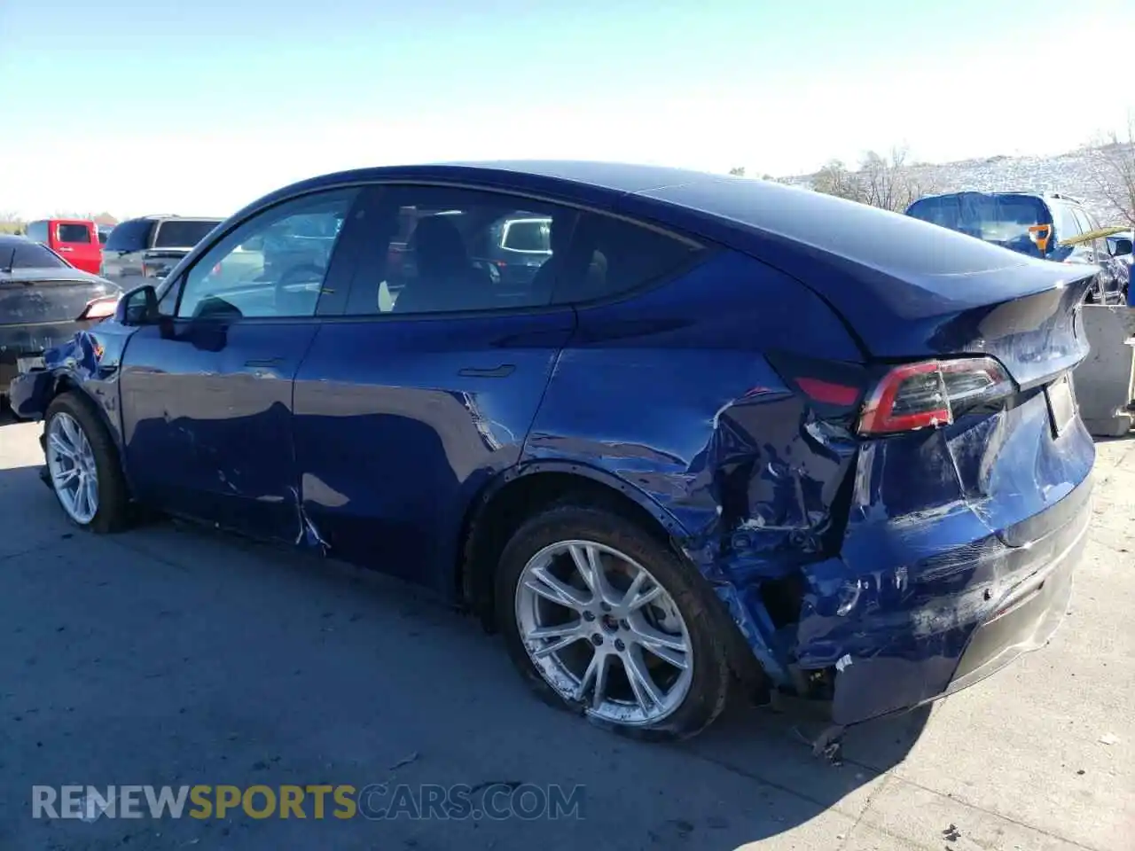 2 Photograph of a damaged car 7SAYGDEE0NA014788 TESLA MODEL Y 2022