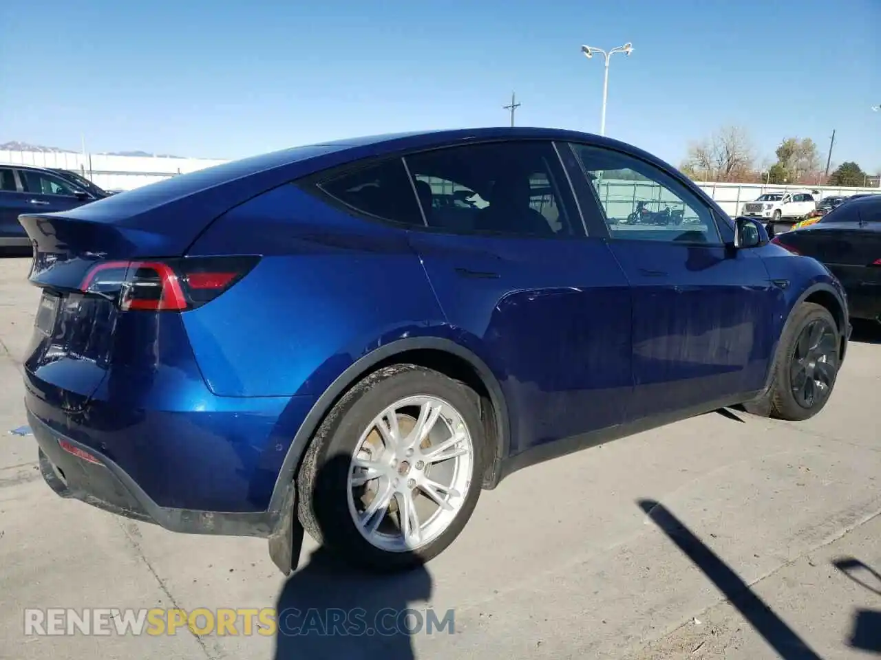 3 Photograph of a damaged car 7SAYGDEE0NA014788 TESLA MODEL Y 2022