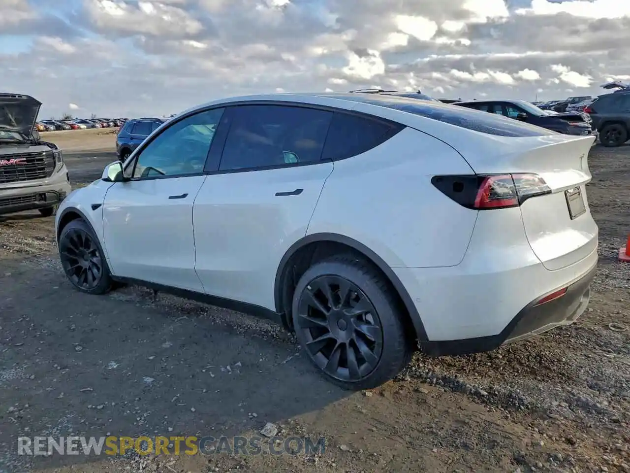 2 Photograph of a damaged car 7SAYGDEE0NA018310 TESLA MODEL Y 2022