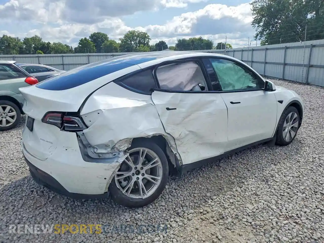 3 Photograph of a damaged car 7SAYGDEE0NF310820 TESLA MODEL Y 2022