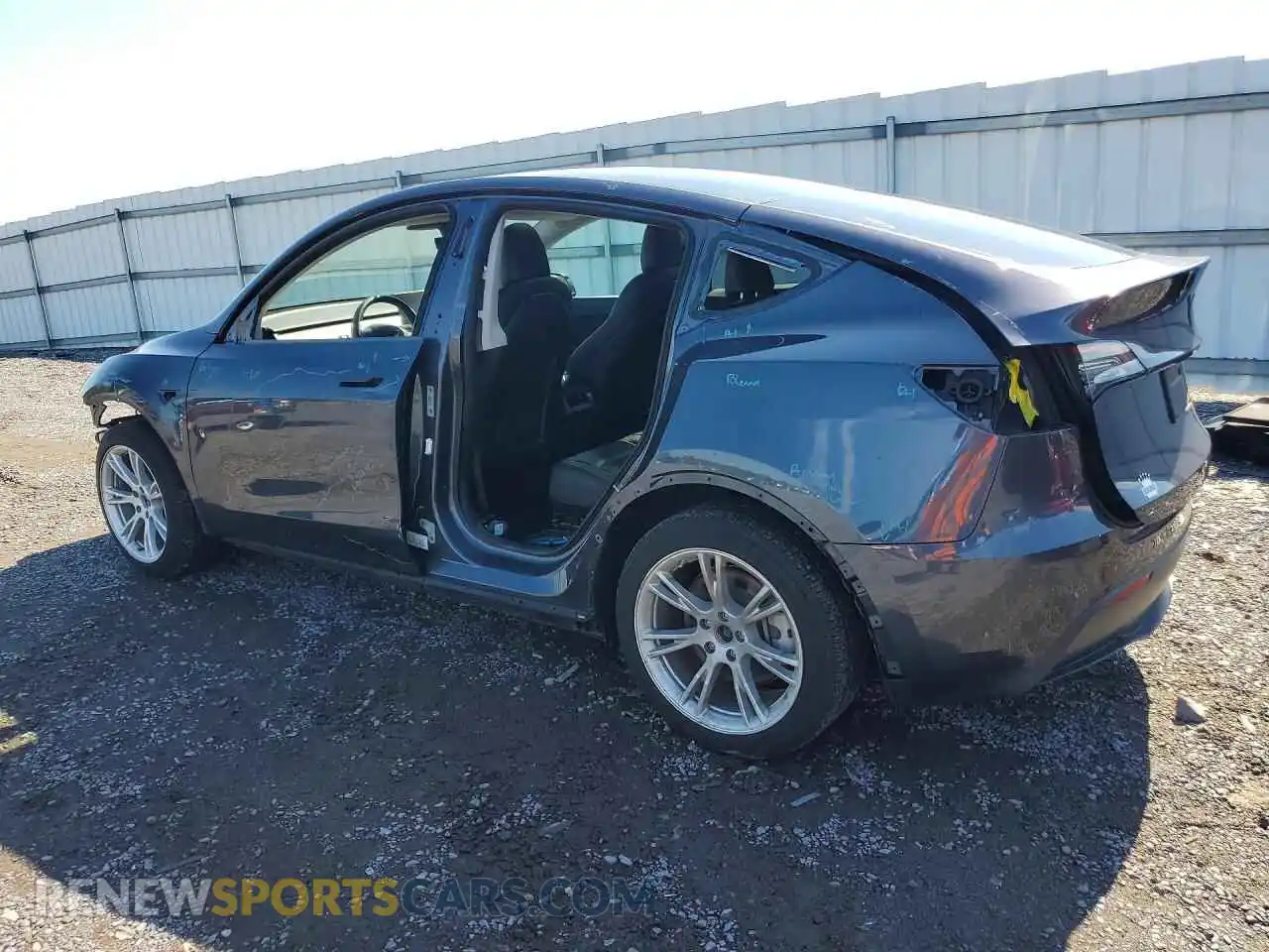2 Фотография поврежденного автомобиля 7SAYGDEE0NF354056 TESLA MODEL Y 2022