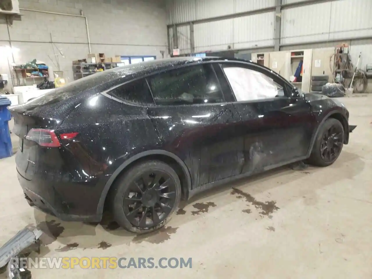 3 Photograph of a damaged car 7SAYGDEE0NF379443 TESLA MODEL Y 2022