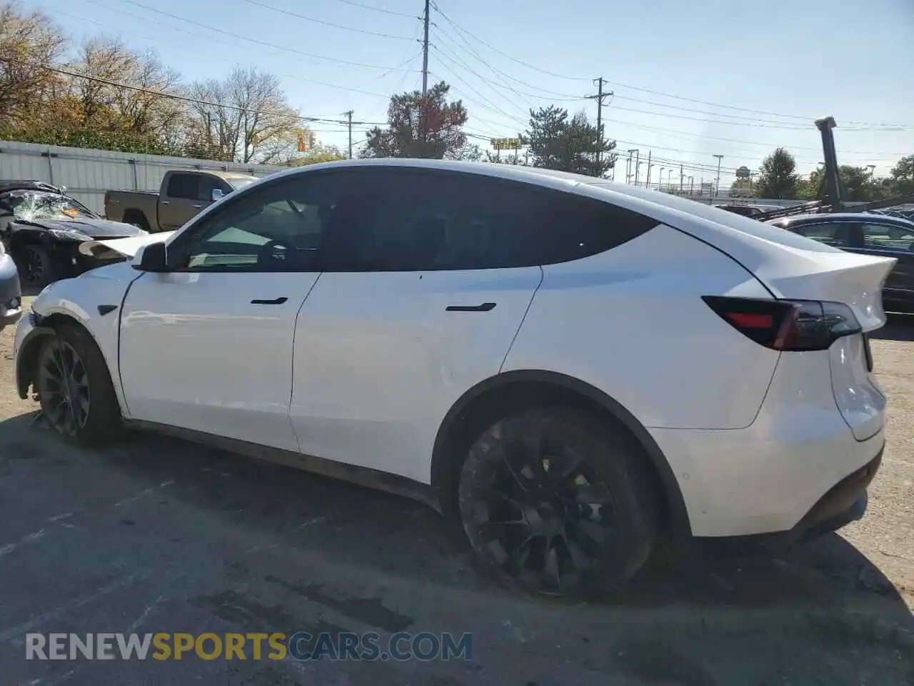 2 Photograph of a damaged car 7SAYGDEE0NF458272 TESLA MODEL Y 2022