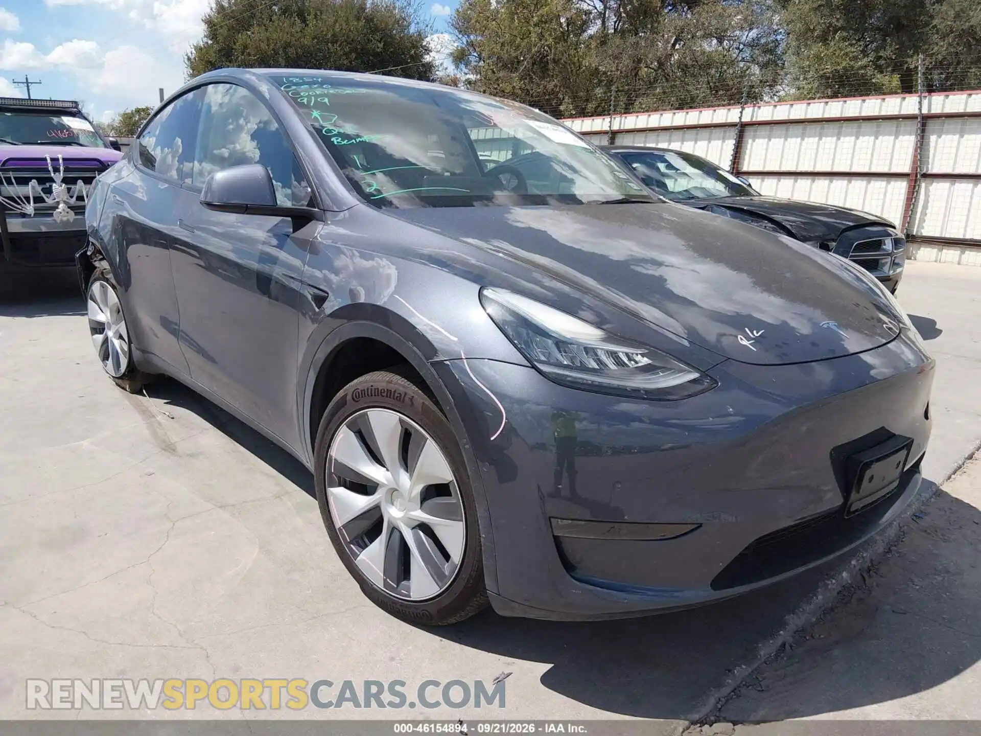 1 Photograph of a damaged car 7SAYGDEE1NA004870 TESLA MODEL Y 2022