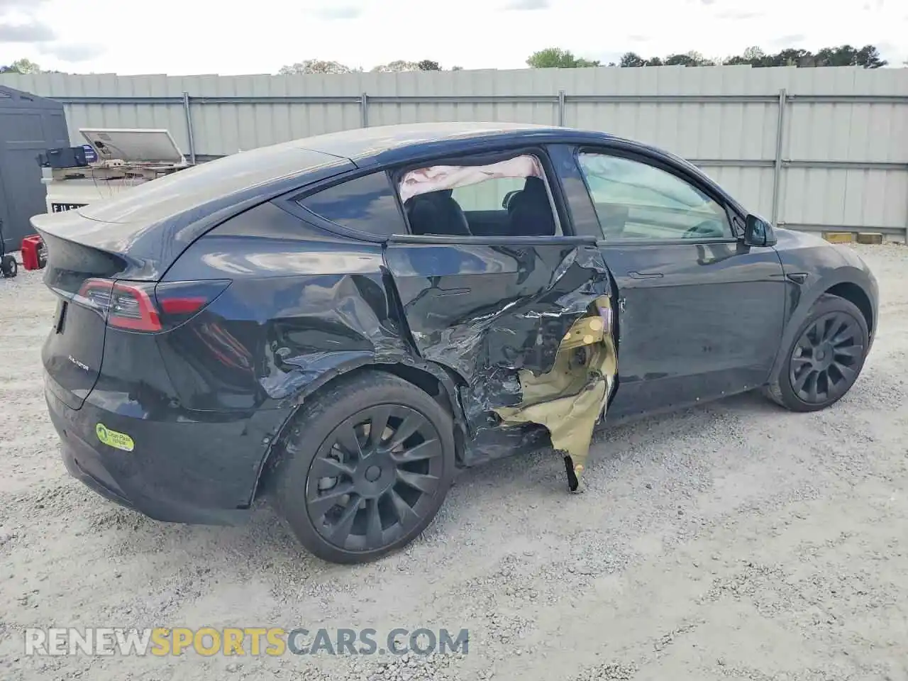 3 Photograph of a damaged car 7SAYGDEE1NA007462 TESLA MODEL Y 2022