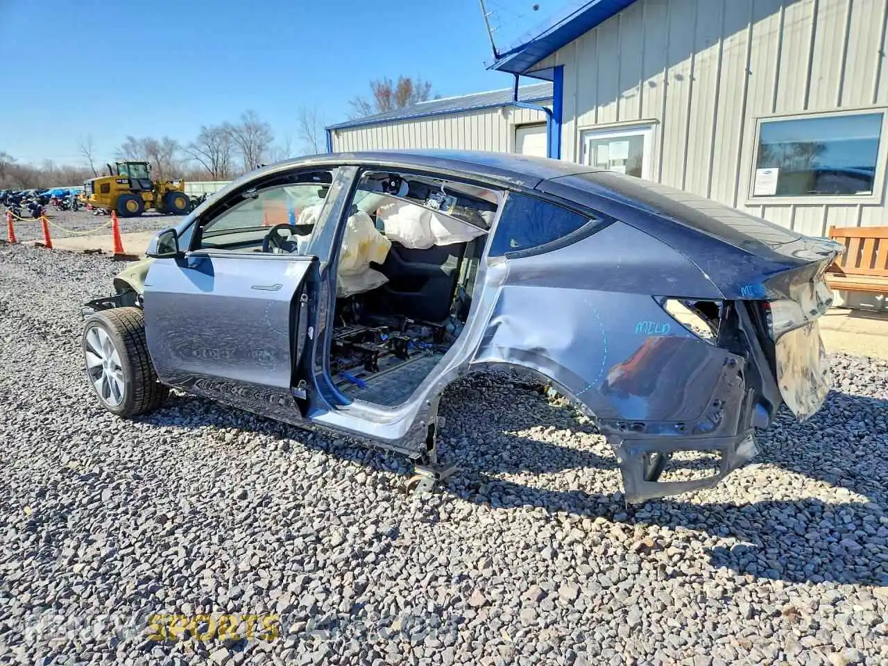 2 fotografías del automóvil dañado 7SAYGDEE1NA015609 TESLA MODEL Y 2022