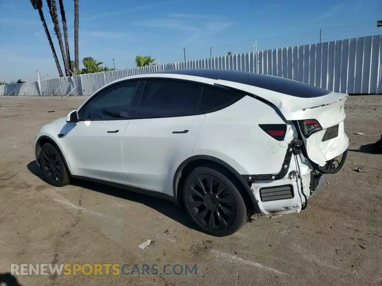 2 Photograph of a damaged car 7SAYGDEE1NF339663 TESLA MODEL Y 2022