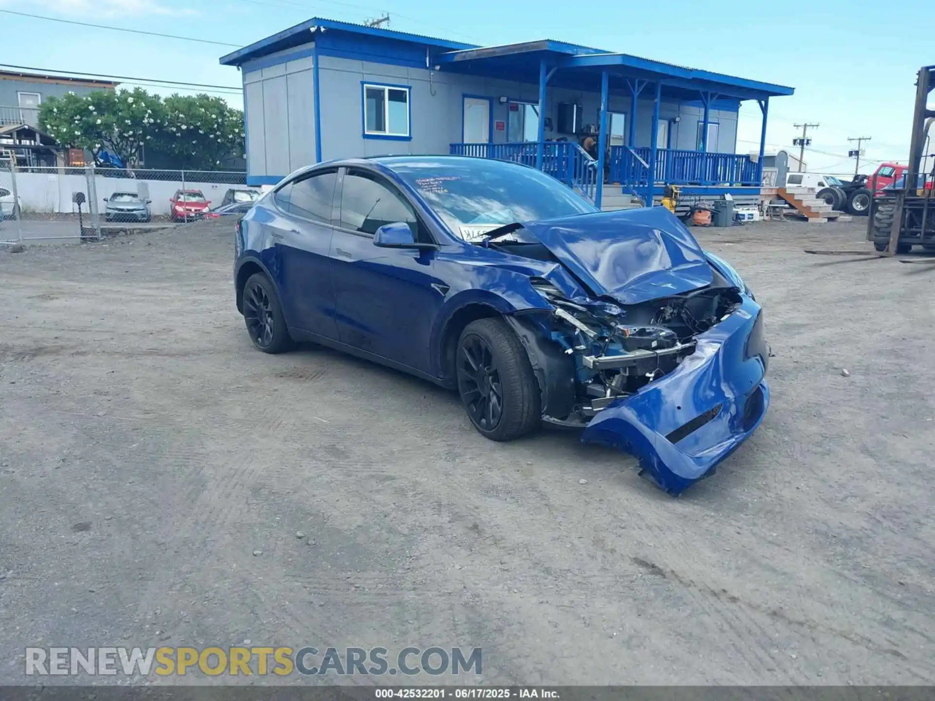 1 Photograph of a damaged car 7SAYGDEE1NF419321 TESLA MODEL Y 2022