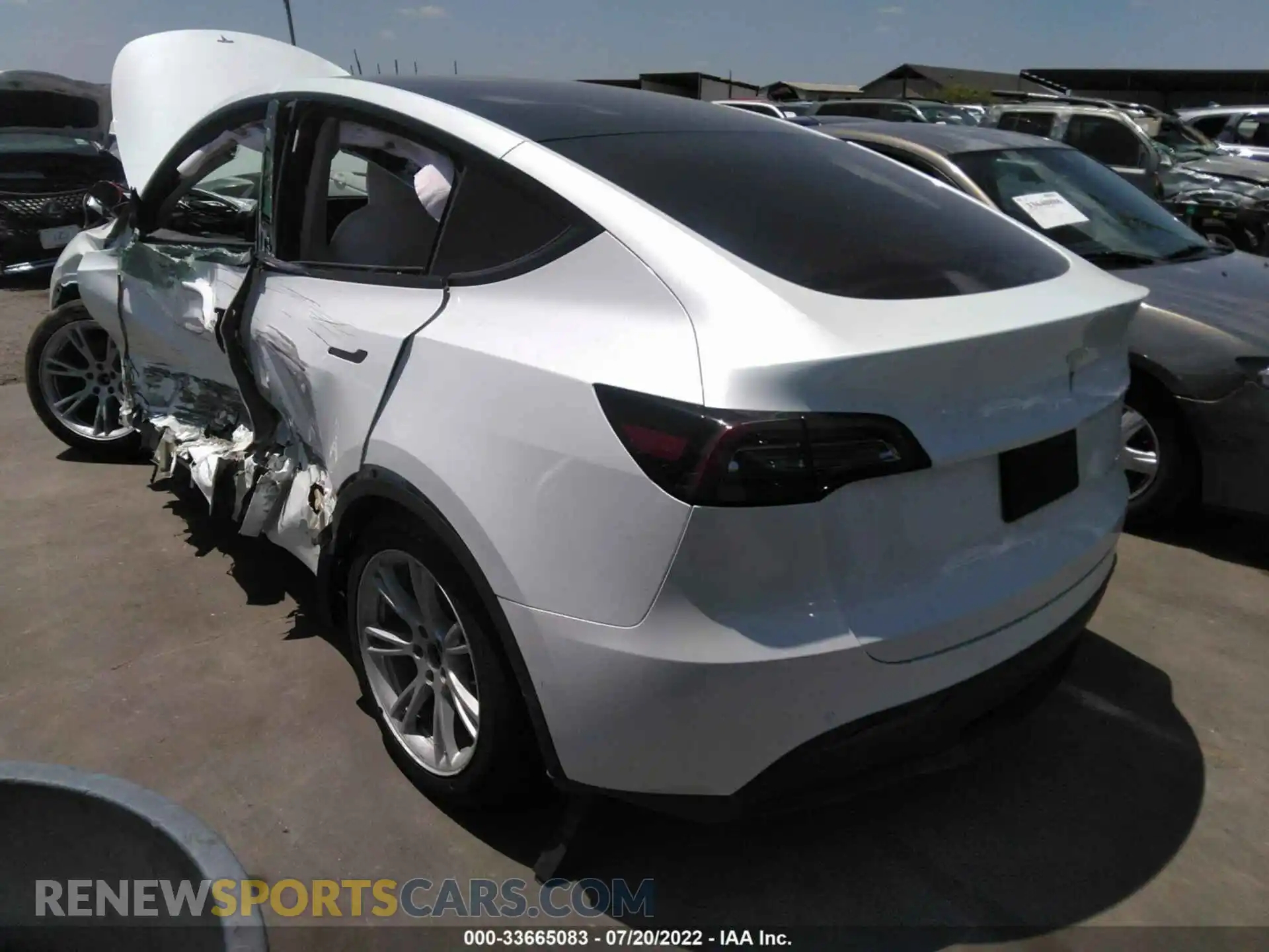 3 Photograph of a damaged car 7SAYGDEE1NF425989 TESLA MODEL Y 2022