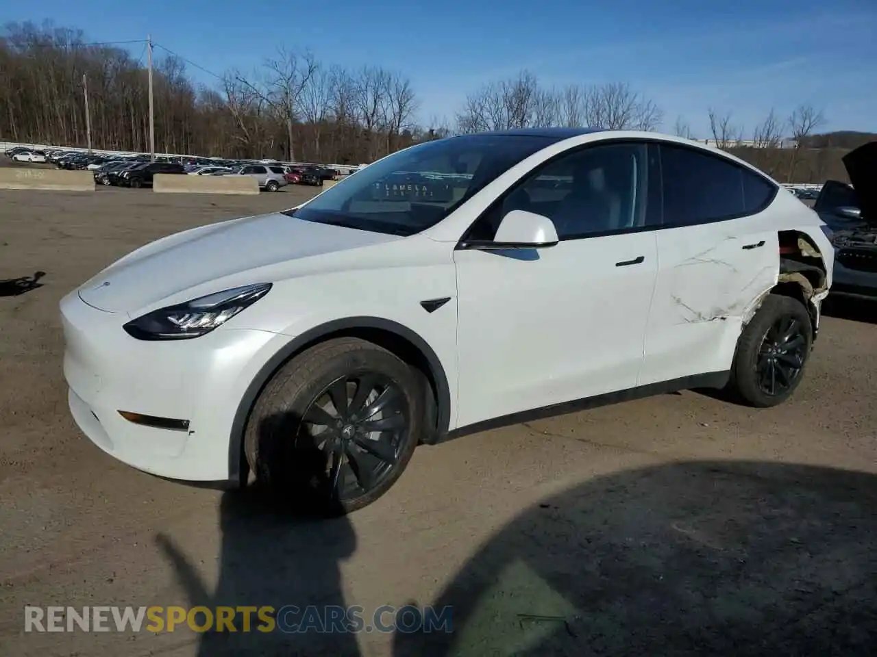 1 Photograph of a damaged car 7SAYGDEE1NF435518 TESLA MODEL Y 2022