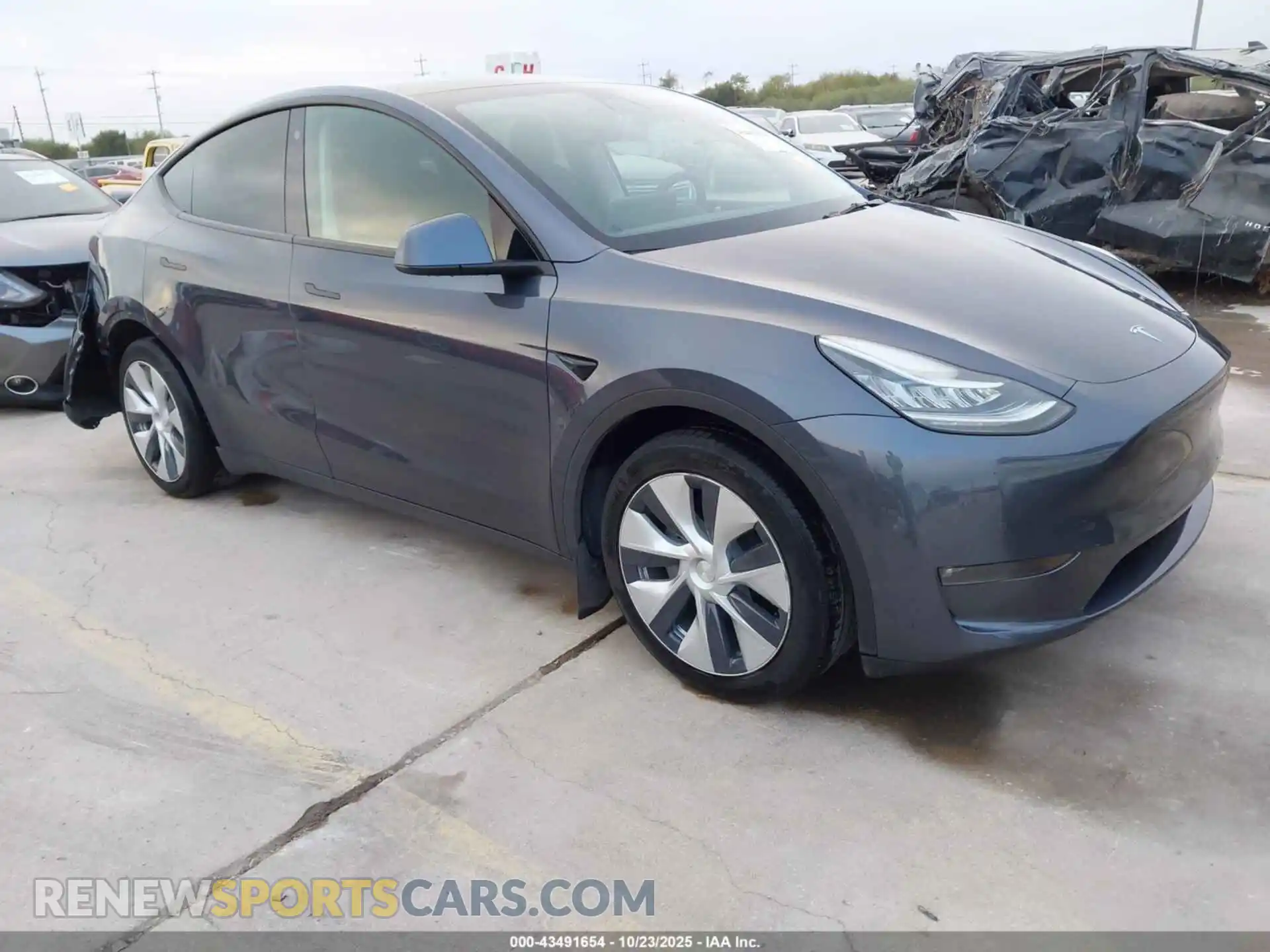1 Photograph of a damaged car 7SAYGDEE1NF450326 TESLA MODEL Y 2022