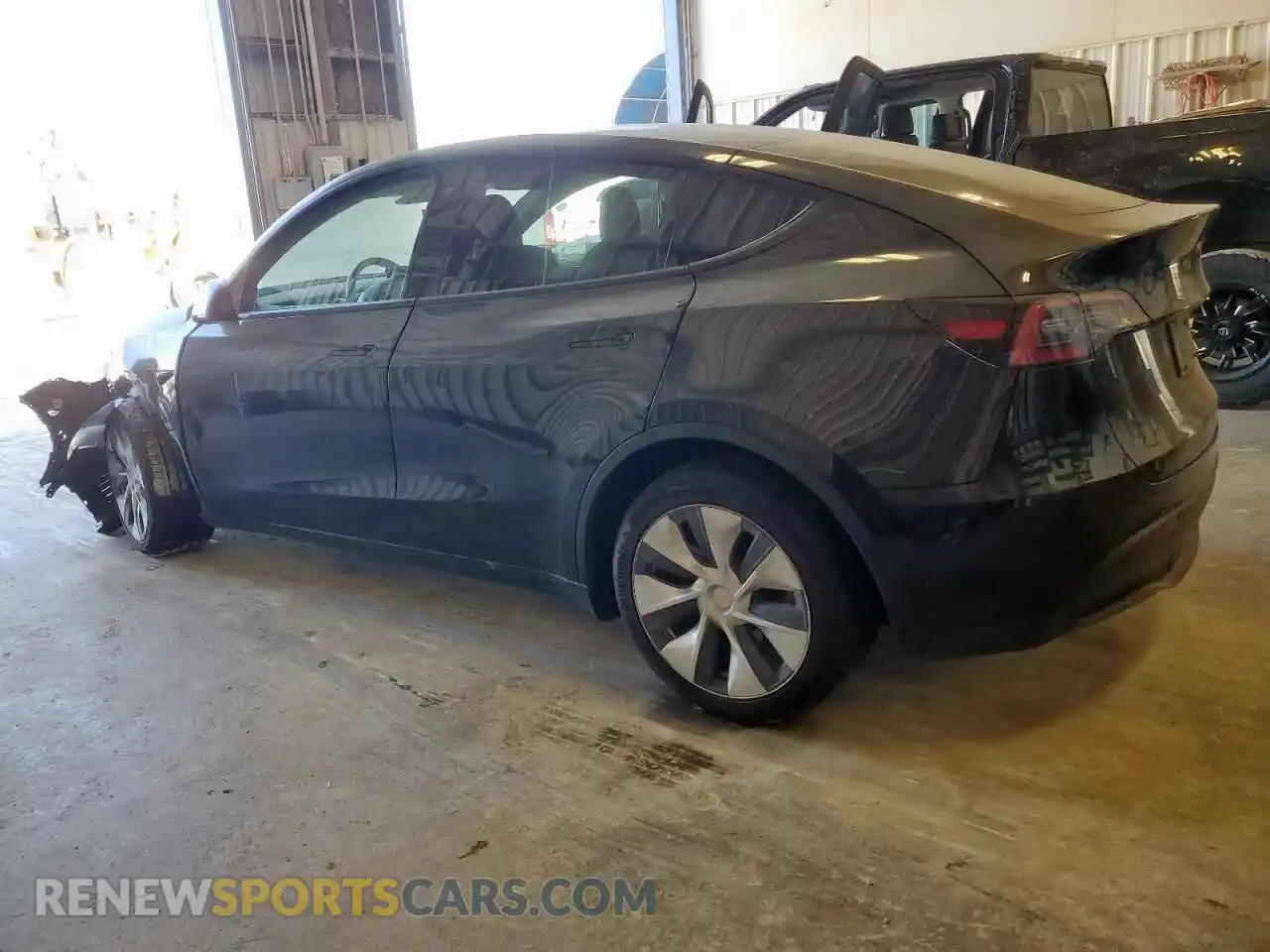 2 Photograph of a damaged car 7SAYGDEE1NF463240 TESLA MODEL Y 2022