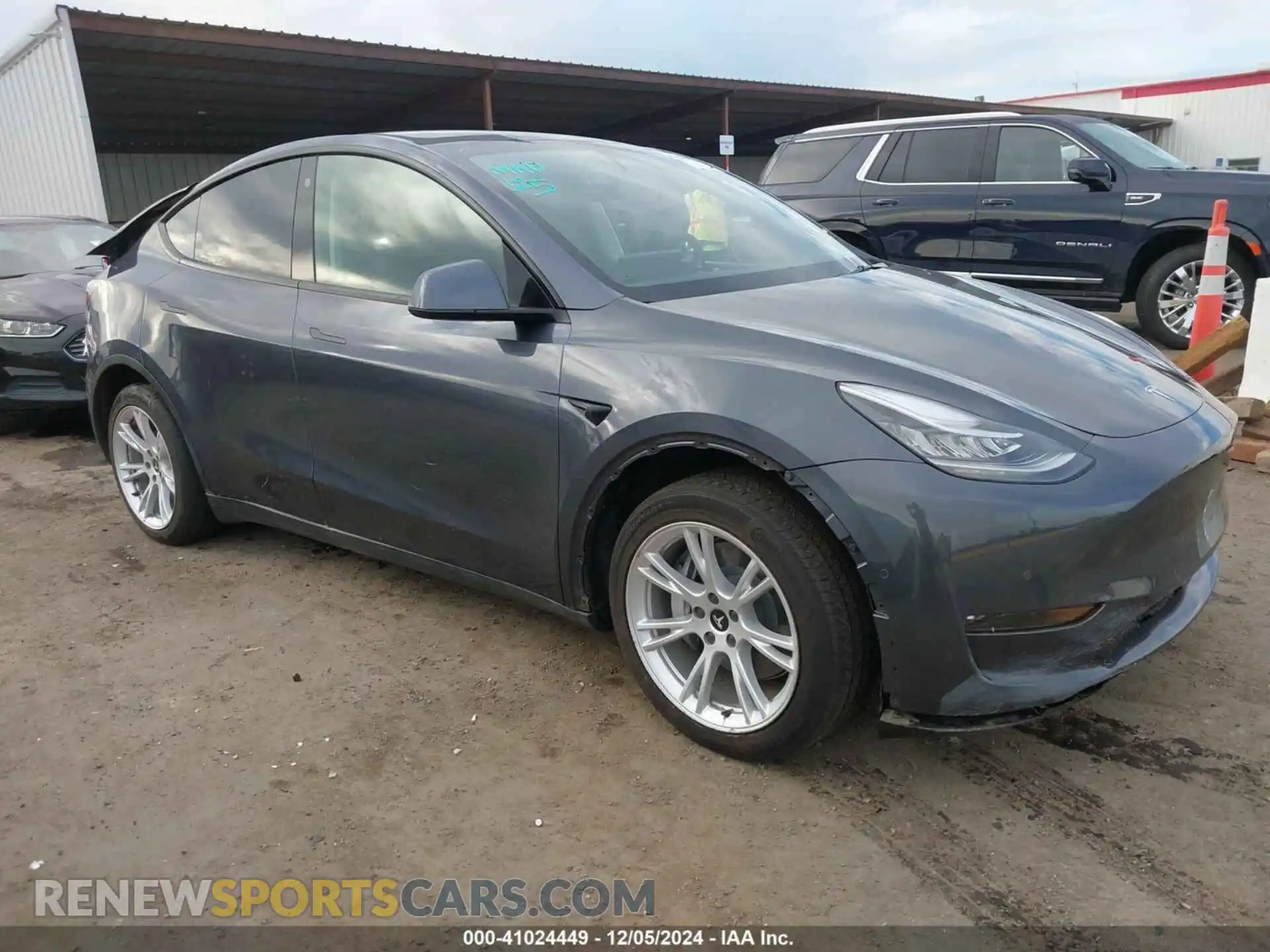 1 Photograph of a damaged car 7SAYGDEE1NF487442 TESLA MODEL Y 2022