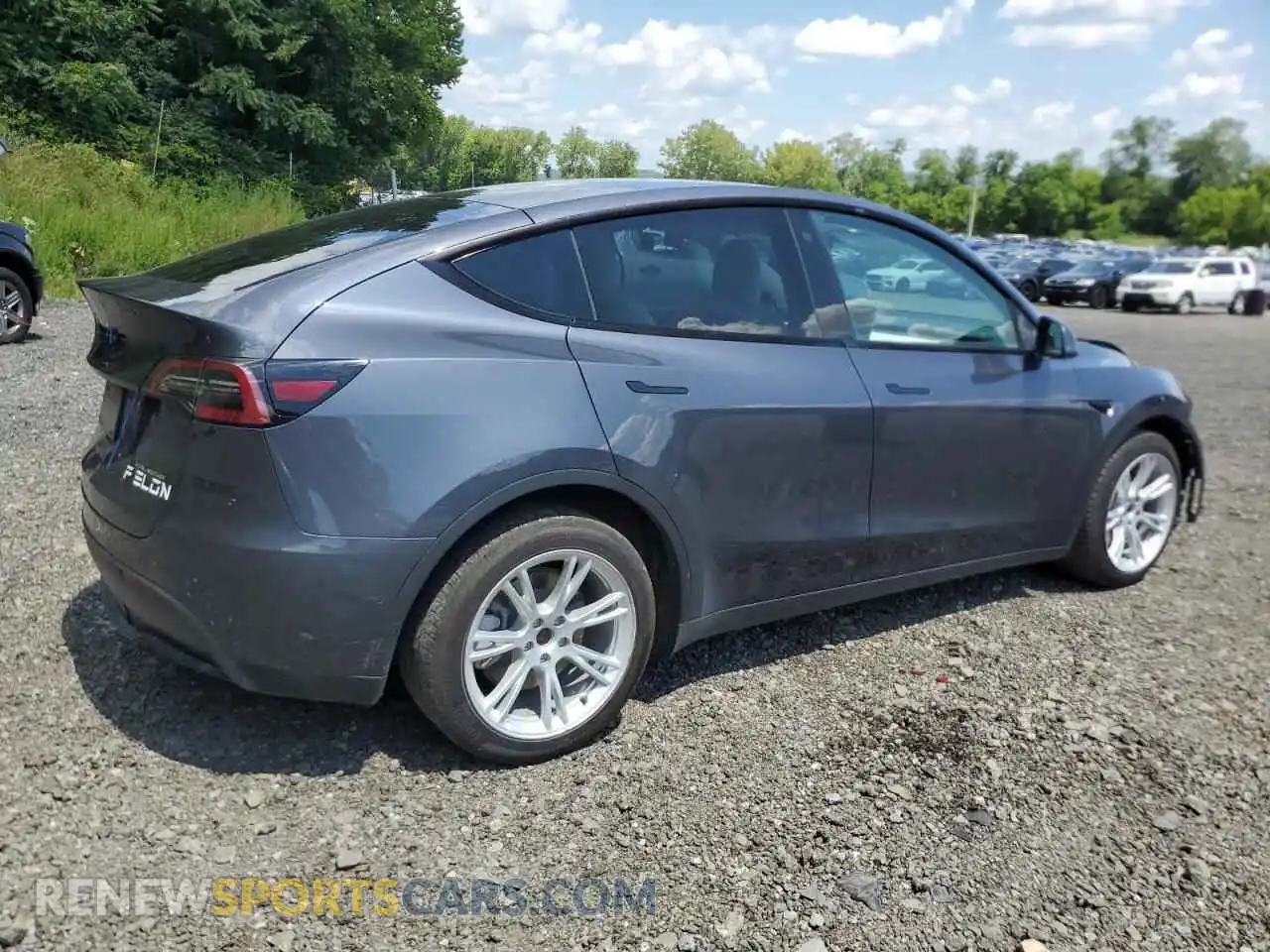 3 Photograph of a damaged car 7SAYGDEE1NF511304 TESLA MODEL Y 2022