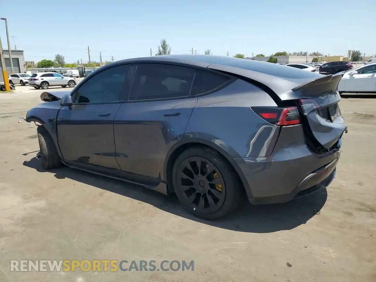2 Photograph of a damaged car 7SAYGDEE2NA006367 TESLA MODEL Y 2022