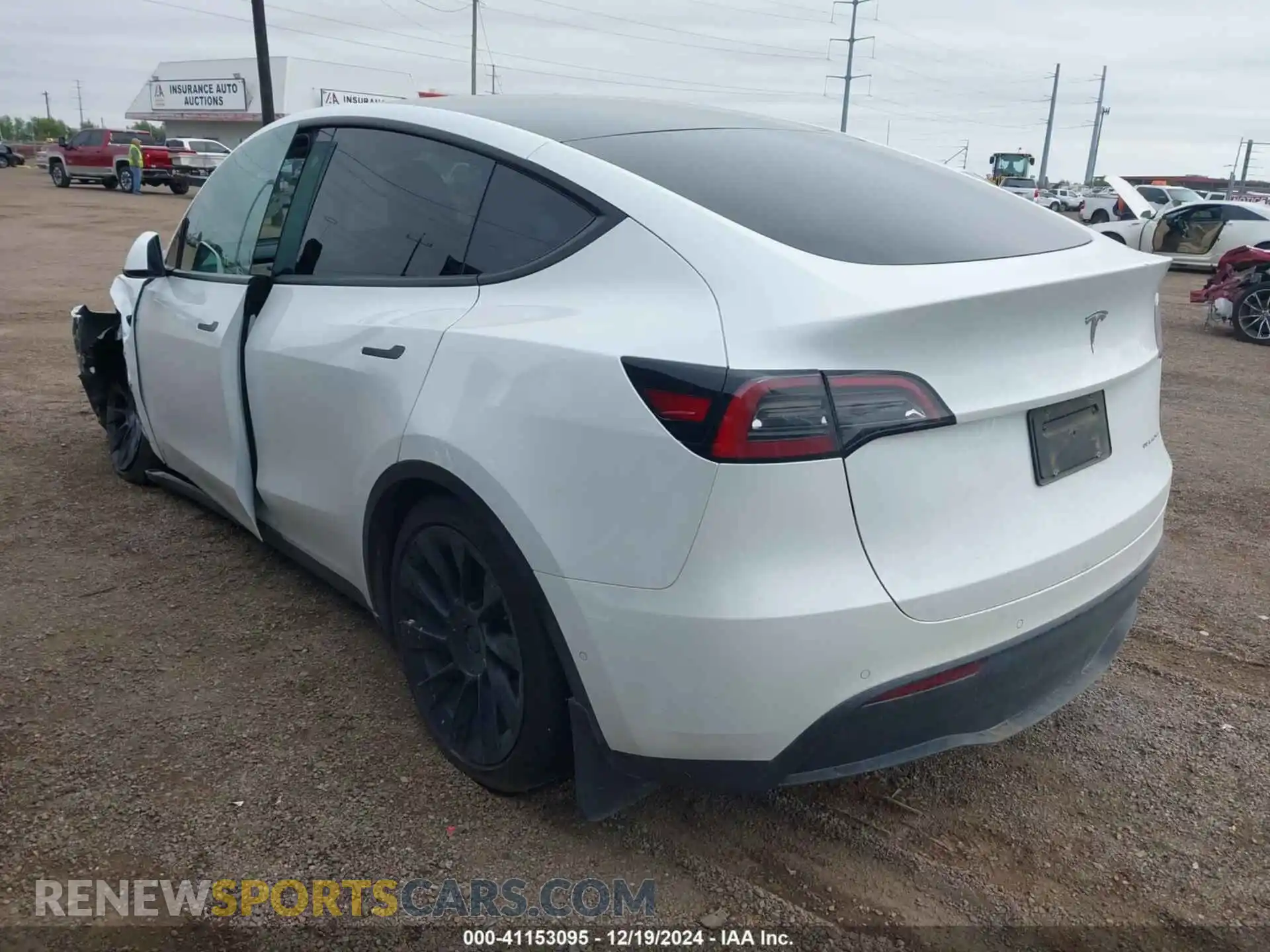 3 Photograph of a damaged car 7SAYGDEE2NA011388 TESLA MODEL Y 2022