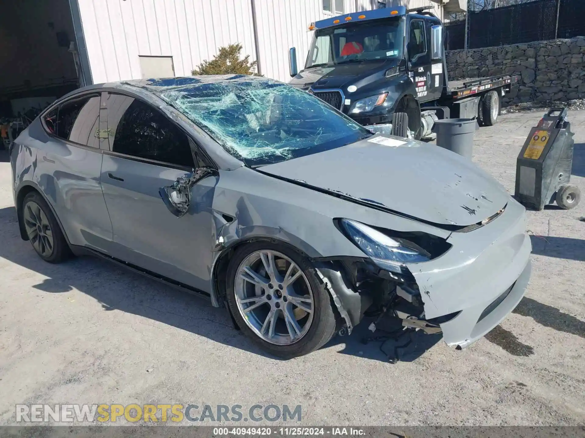 1 Photograph of a damaged car 7SAYGDEE2NA014887 TESLA MODEL Y 2022