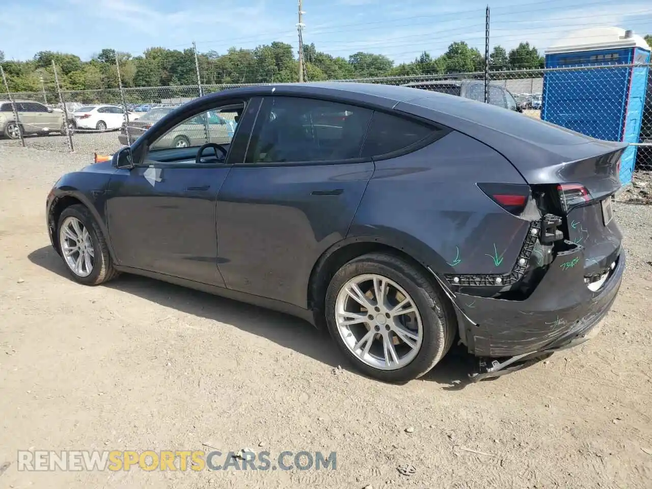 2 Photograph of a damaged car 7SAYGDEE2NF312438 TESLA MODEL Y 2022