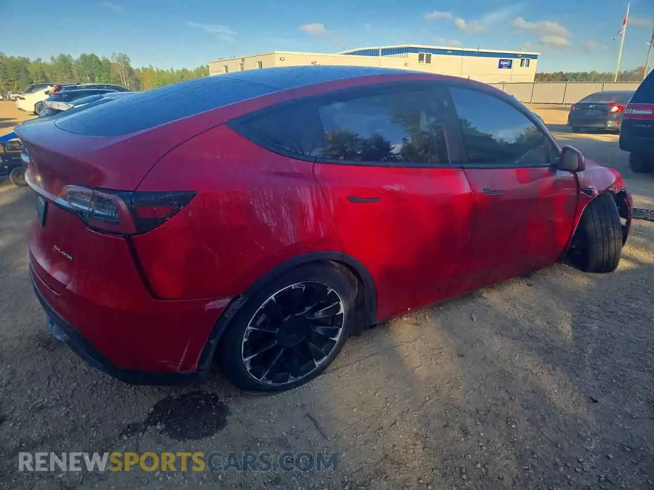 3 Photograph of a damaged car 7SAYGDEE2NF328414 TESLA MODEL Y 2022