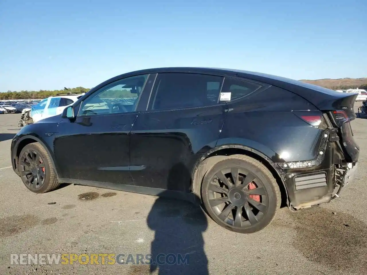 2 Photograph of a damaged car 7SAYGDEE2NF342216 TESLA MODEL Y 2022