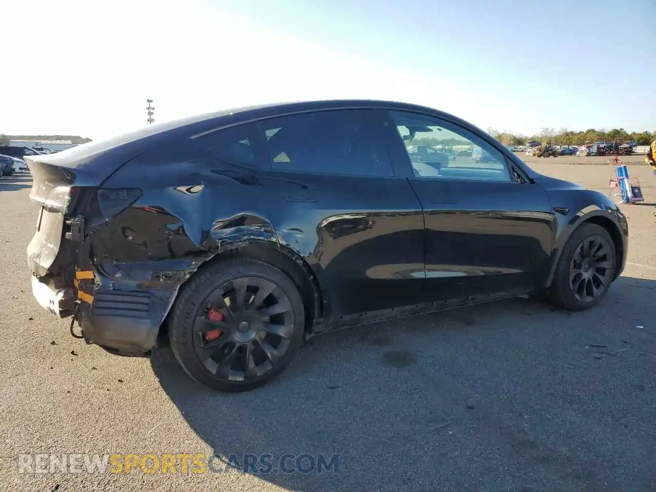 3 Photograph of a damaged car 7SAYGDEE2NF342216 TESLA MODEL Y 2022