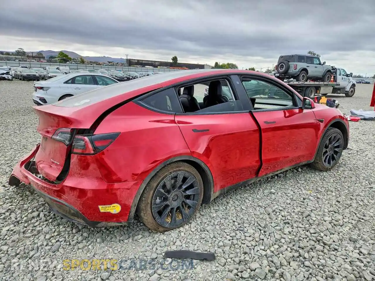 3 Photograph of a damaged car 7SAYGDEE2NF371117 TESLA MODEL Y 2022
