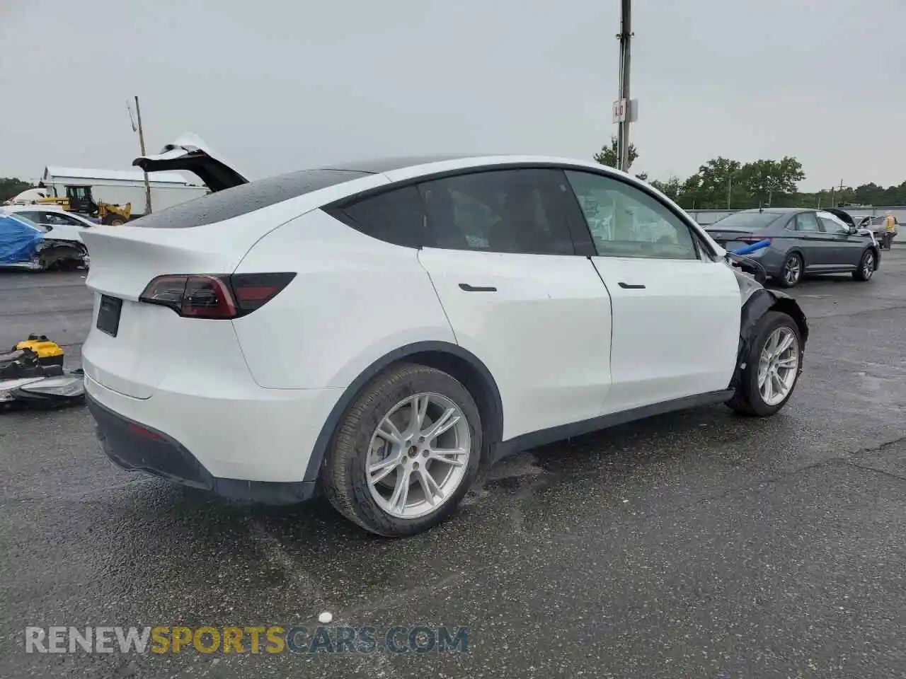 3 Photograph of a damaged car 7SAYGDEE2NF393456 TESLA MODEL Y 2022