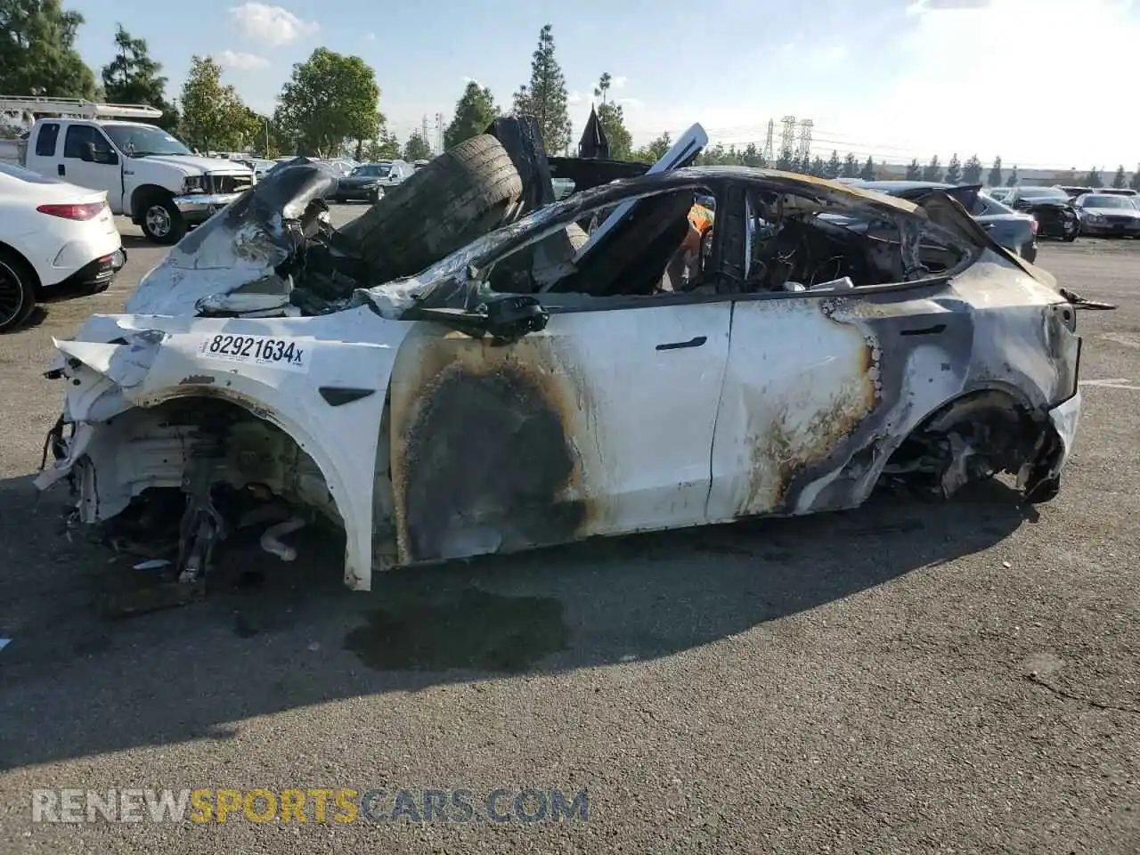 1 Photograph of a damaged car 7SAYGDEE2NF401264 TESLA MODEL Y 2022