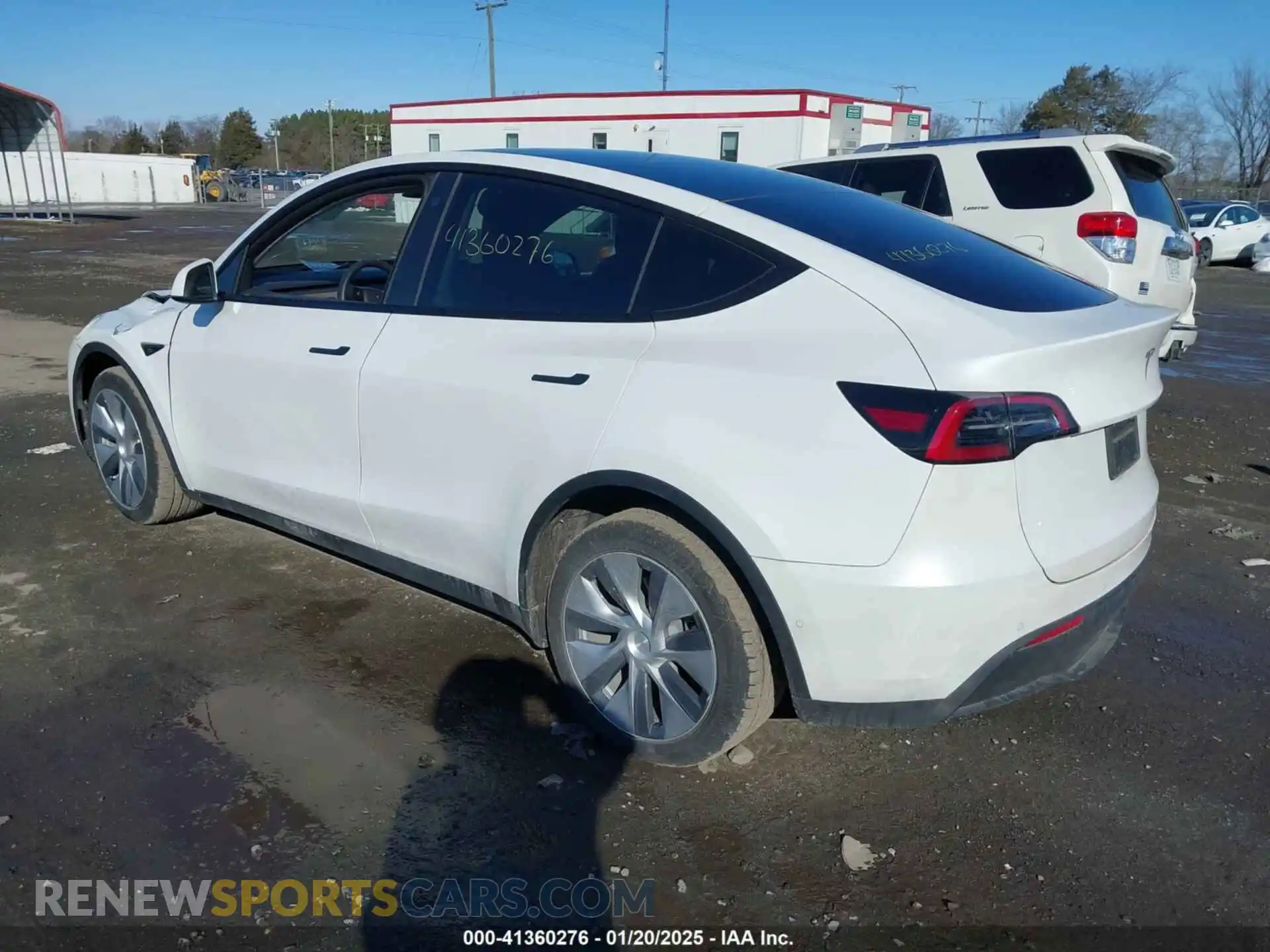3 Photograph of a damaged car 7SAYGDEE2NF440548 TESLA MODEL Y 2022