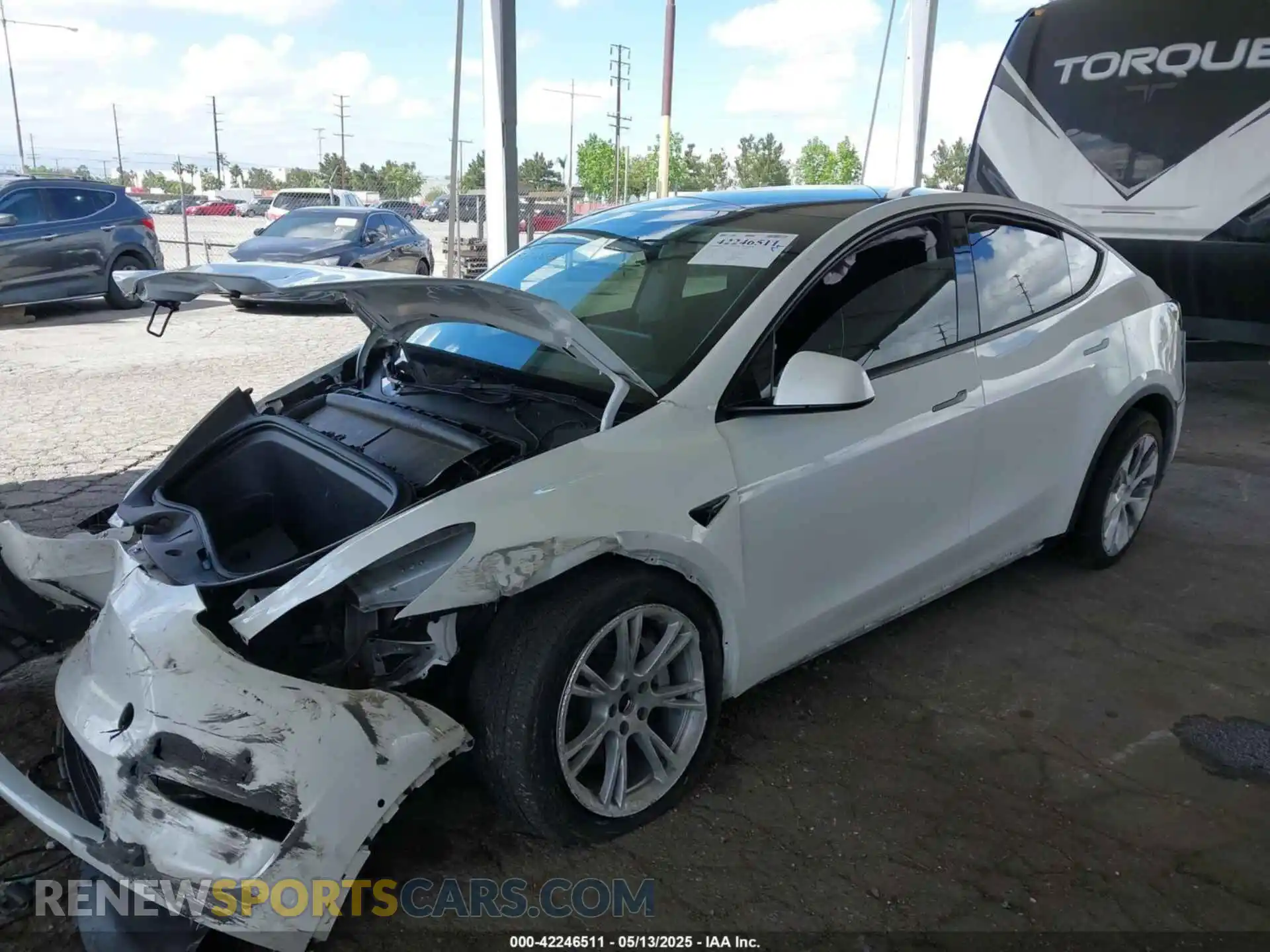 2 Photograph of a damaged car 7SAYGDEE2NF509769 TESLA MODEL Y 2022