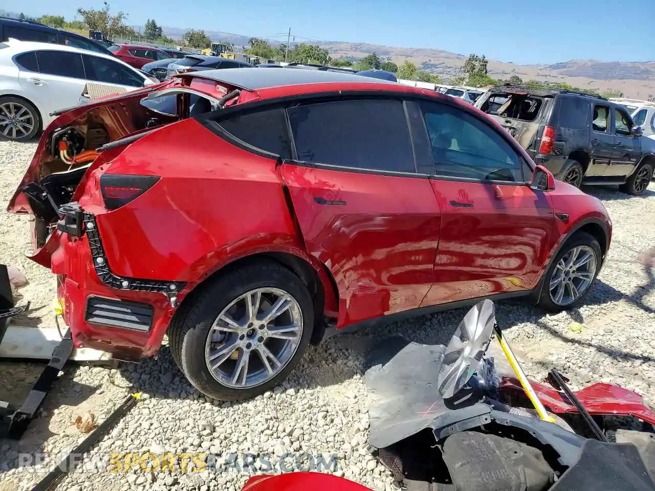 3 Photograph of a damaged car 7SAYGDEE2NF541766 TESLA MODEL Y 2022