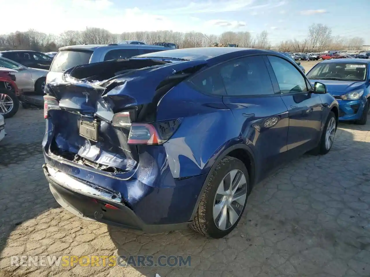 3 Photograph of a damaged car 7SAYGDEE3NA015157 TESLA MODEL Y 2022