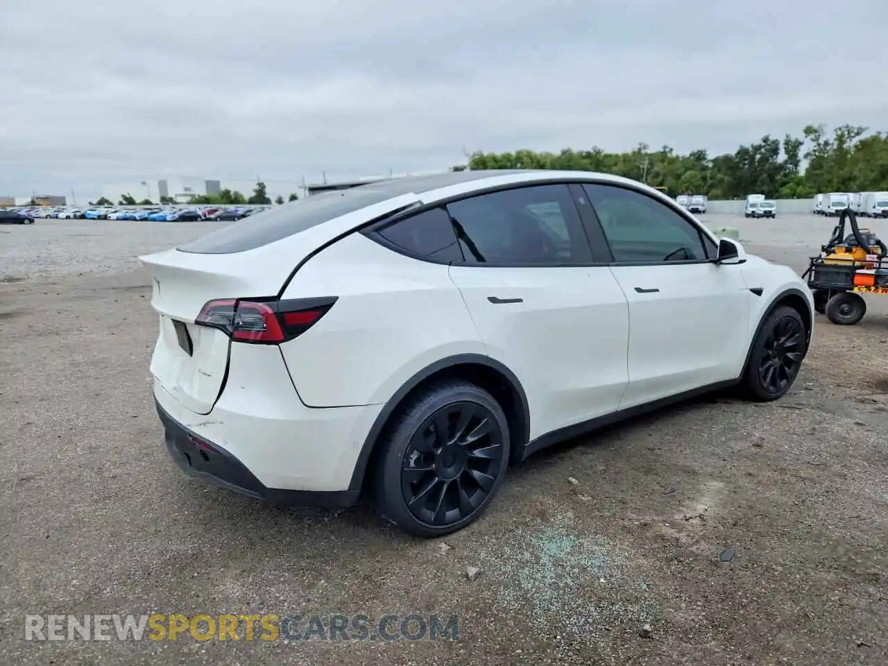 3 Photograph of a damaged car 7SAYGDEE3NA020164 TESLA MODEL Y 2022