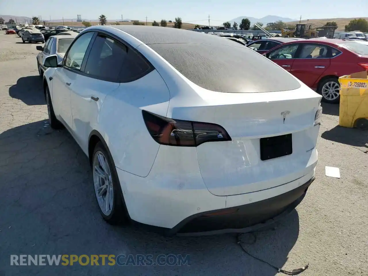 3 Photograph of a damaged car 7SAYGDEE3NF355685 TESLA MODEL Y 2022