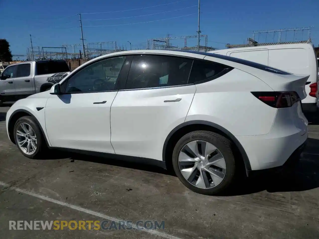 2 Photograph of a damaged car 7SAYGDEE3NF370431 TESLA MODEL Y 2022