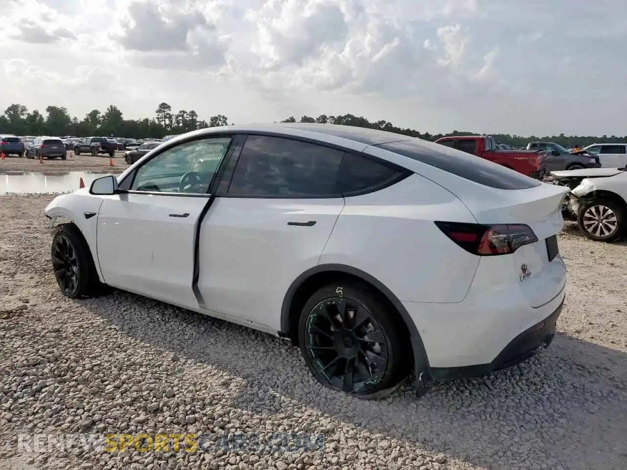 2 Photograph of a damaged car 7SAYGDEE3NF376133 TESLA MODEL Y 2022