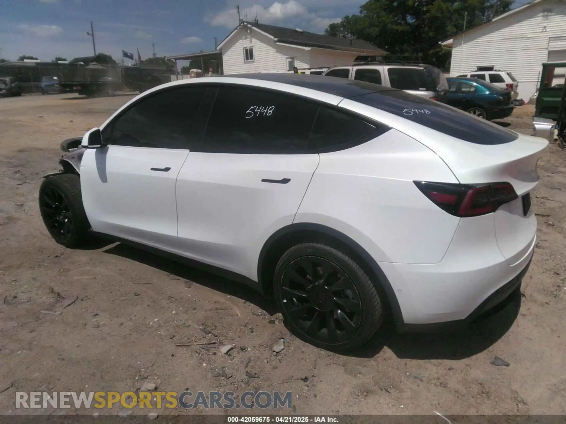 3 Photograph of a damaged car 7SAYGDEE3NF385933 TESLA MODEL Y 2022