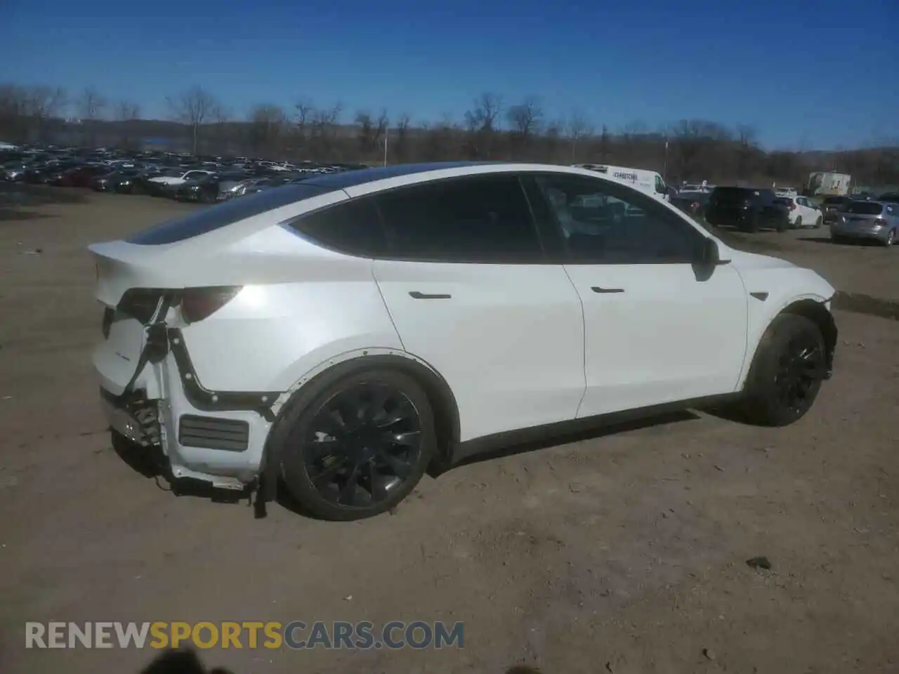 3 Photograph of a damaged car 7SAYGDEE3NF385950 TESLA MODEL Y 2022